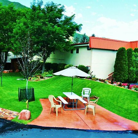Glenwood Springs Cedar Lodge Ανέσεις φωτογραφία