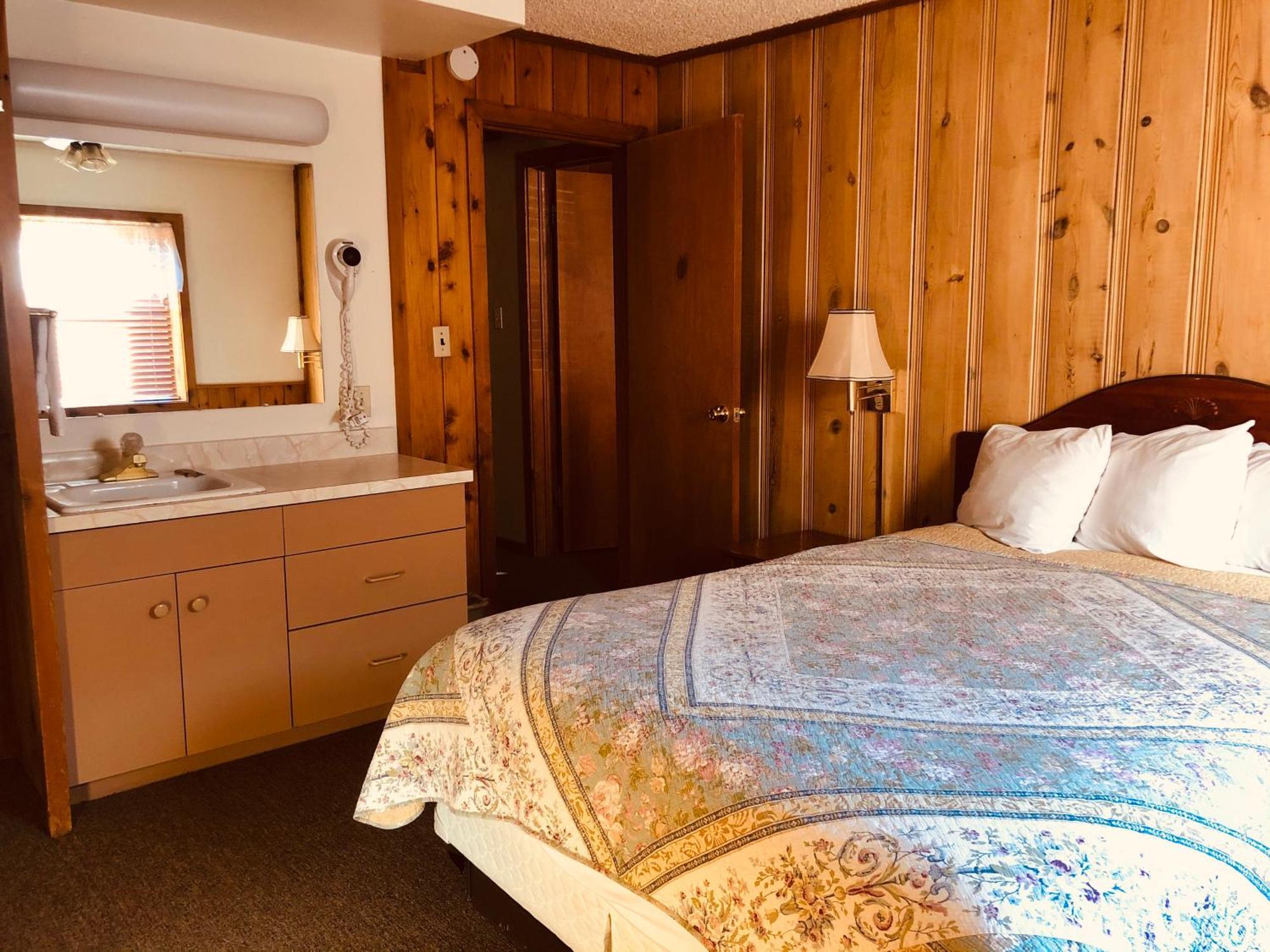 Glenwood Springs Cedar Lodge Εξωτερικό φωτογραφία